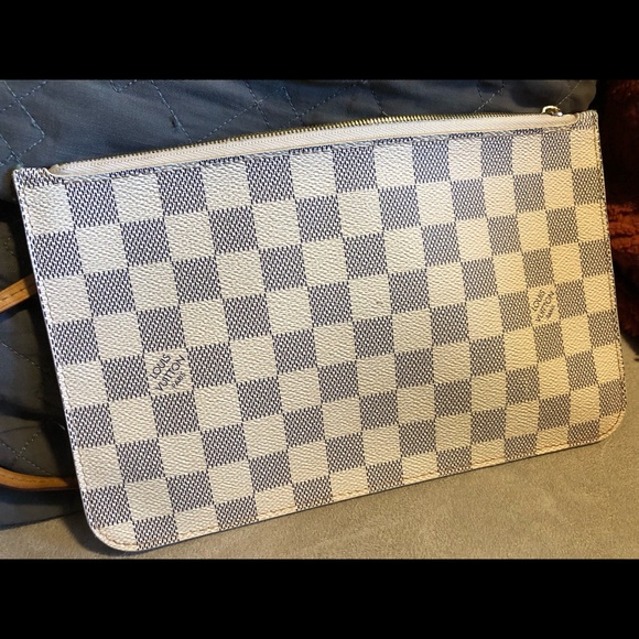 FINAL DROP Damier Azur Louis Vuitton Mm clutch - Picture 3 of 8